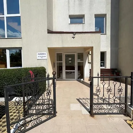 Apartment студио галерия - Galeria