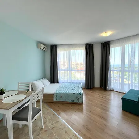 Apartment студио галерия - Galeria Byala (Varna)